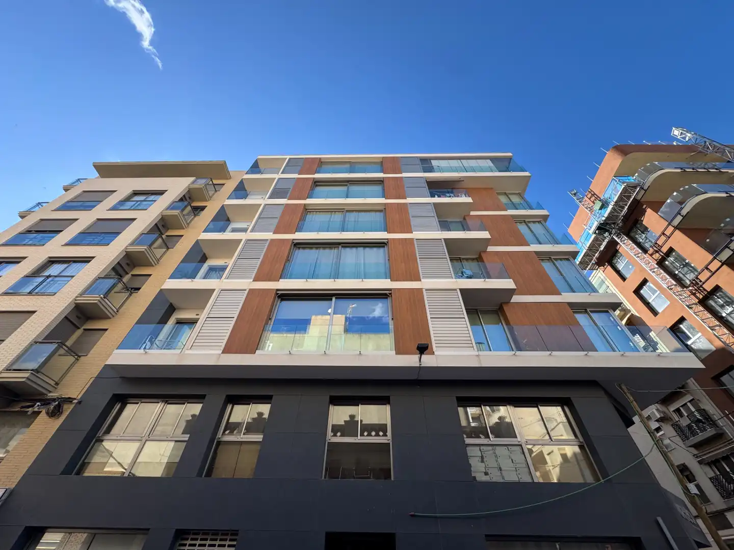 Appartamento con terrazza in vendita a Carrer Marquès Molins 14, imagen 2