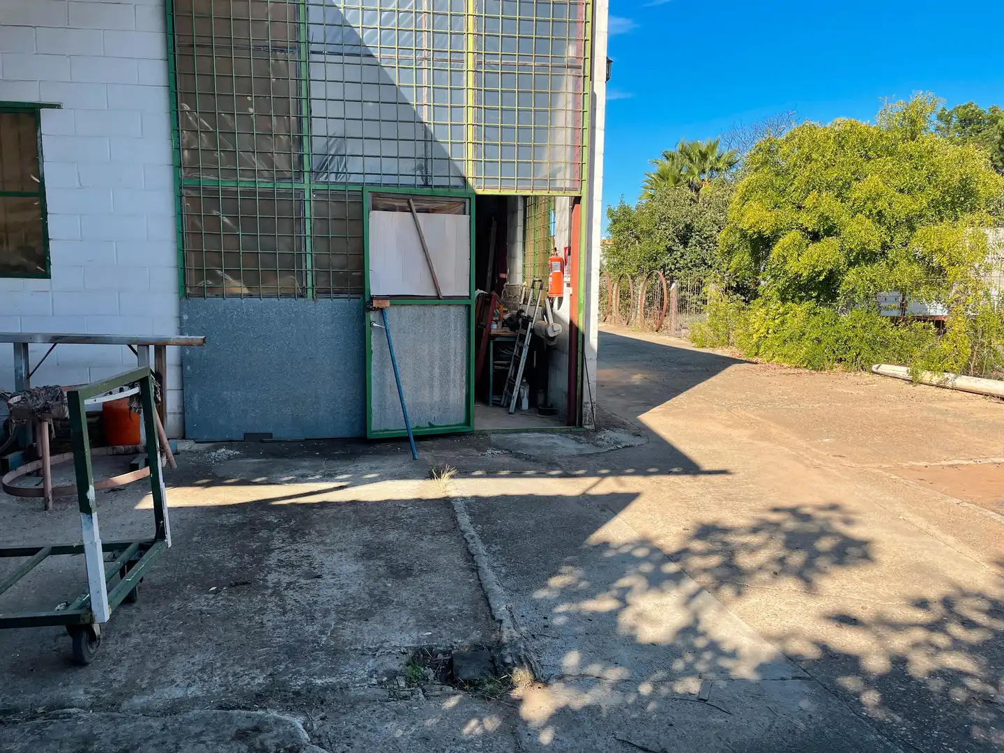 Exterior view of Residential for sale in Bollullos de la Mitación