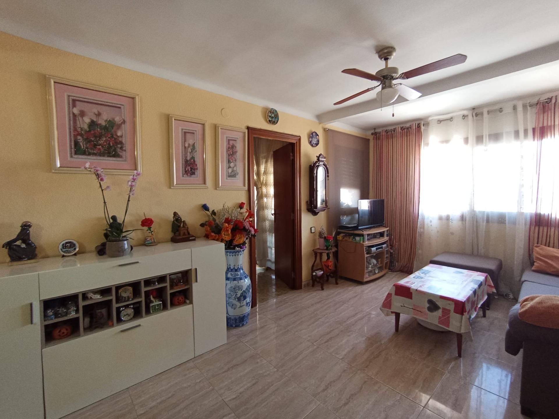 Living room of Flat for sale in Torredembarra  with Heating, Terrace and Balcony