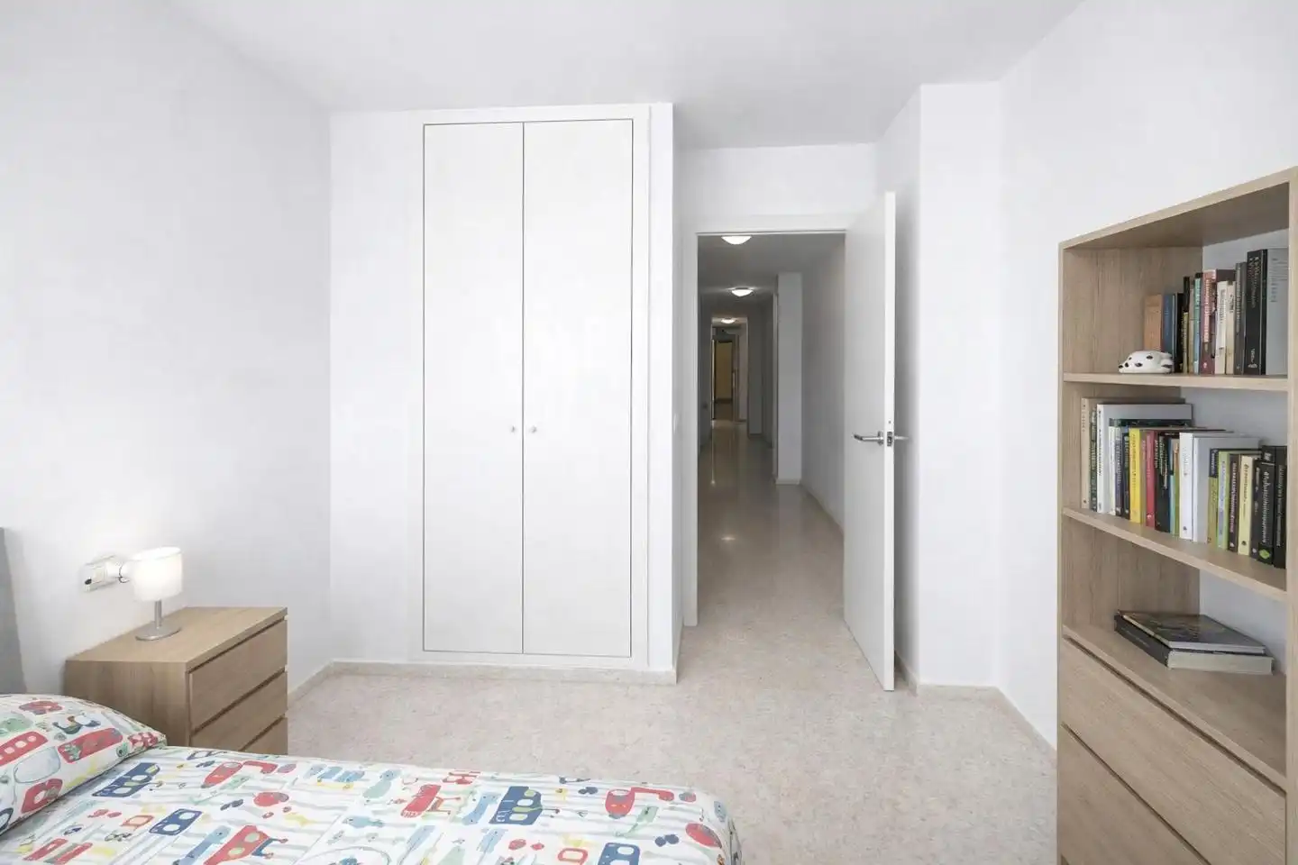 Schlafzimmer von Wohnung zum Verkauf in Oliva mit Abstellraum und Möbliert