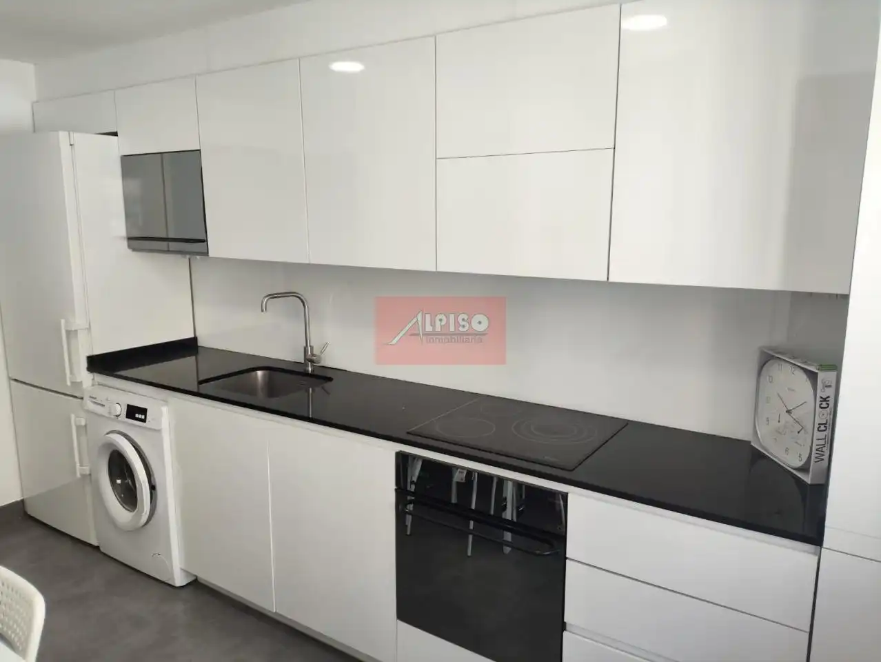 Kitchen of Flat for rent in Ourense Capital   with Air Conditioner, Heating and Parquet flooring
