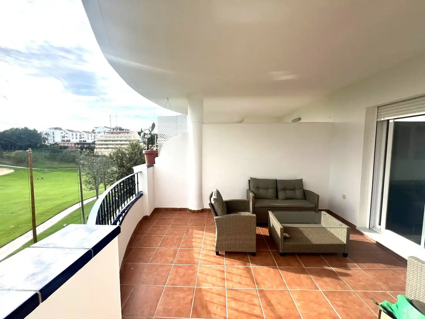 Apartament amb piscina en venda a Riviera del Sol, imagen 2
