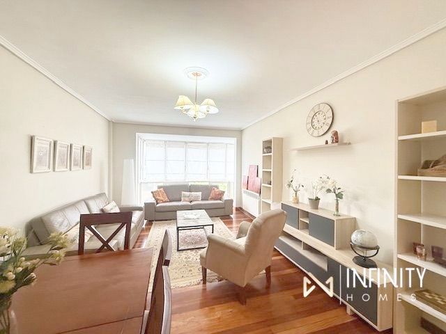 Sala de estar de Piso de alquiler en Getxo  con Calefacción