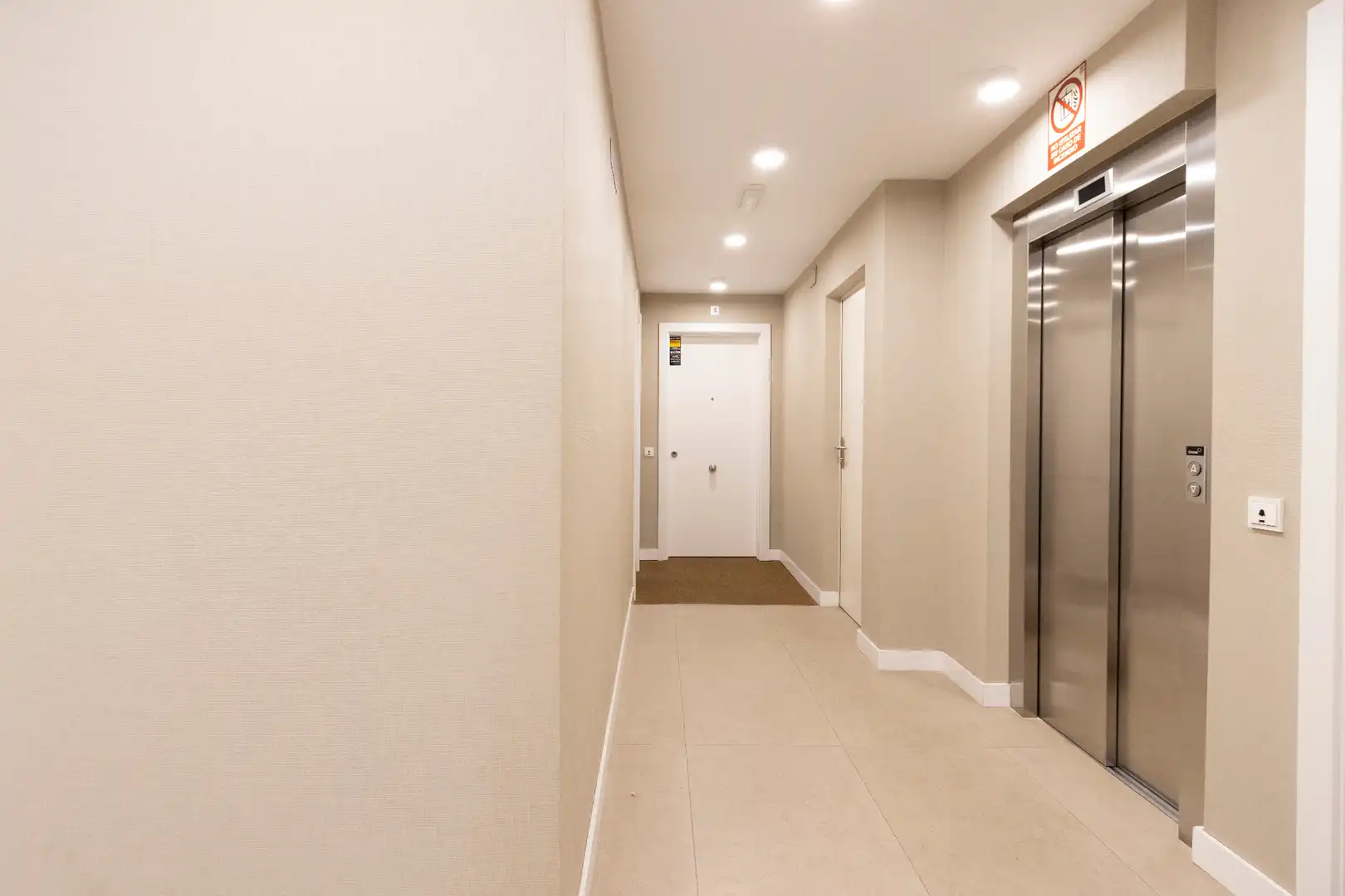 Duplexes for sale in Barcelona  with Air Conditioner, Heating and Parquet flooring