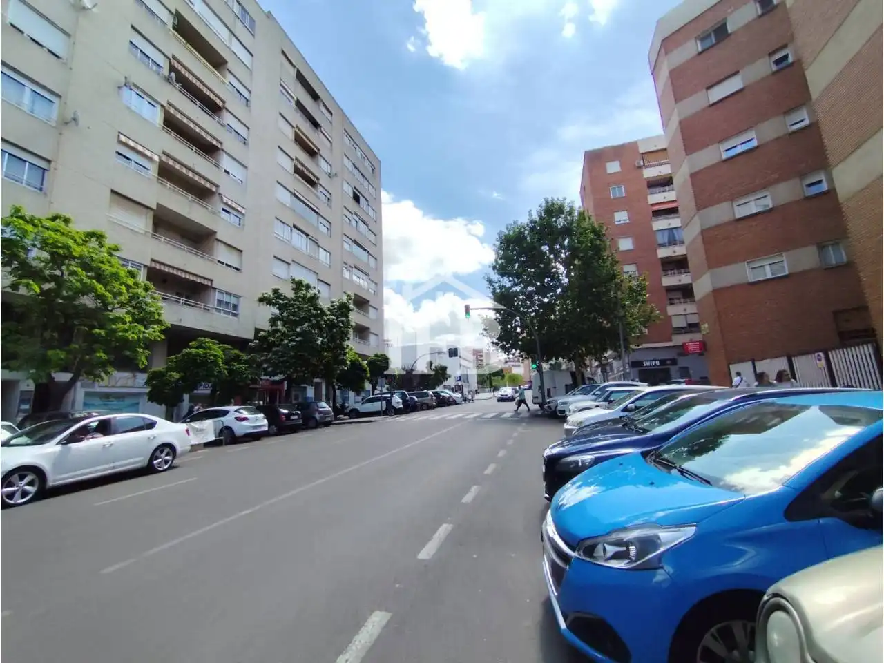 Vista exterior de Local en traspaso en Badajoz con Aire acondicionado