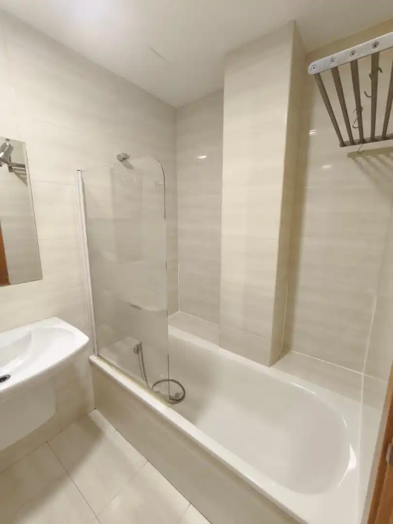 Baño de Piso en venta en Ourense Capital  con Calefacción, Parquet y Terraza