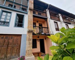 Exterior view of Single-family semi-detached for sale in Llanes  with Terrace and Balcony