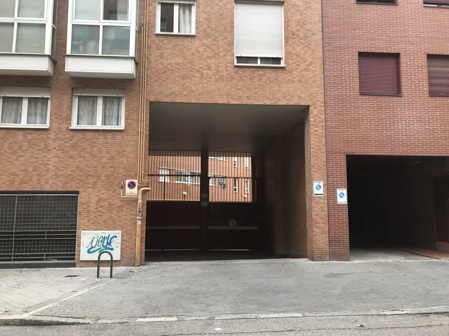 Einzelparkplatz zur Miete in Calle de Tomás Bretón 58, imagen 10