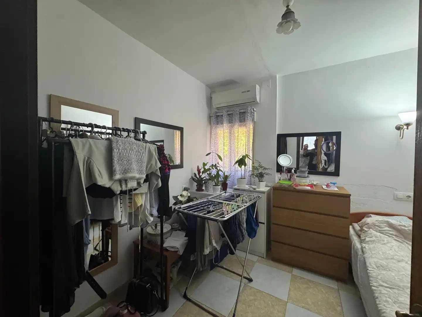 Bedroom of Flat for sale in Sevilla