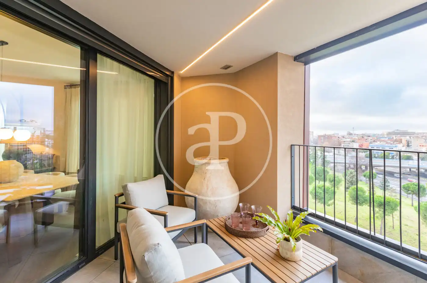 Terrace of Attic for sale in Ciudad Lineal