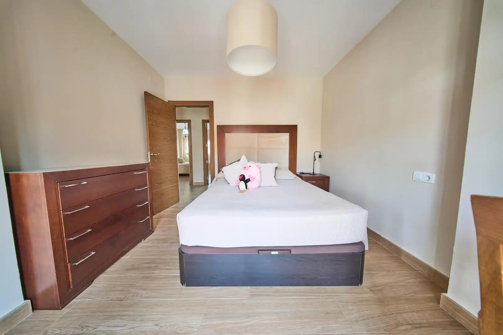 Schlafzimmer von Einfamilien-Reihenhaus zum Verkauf in Jun