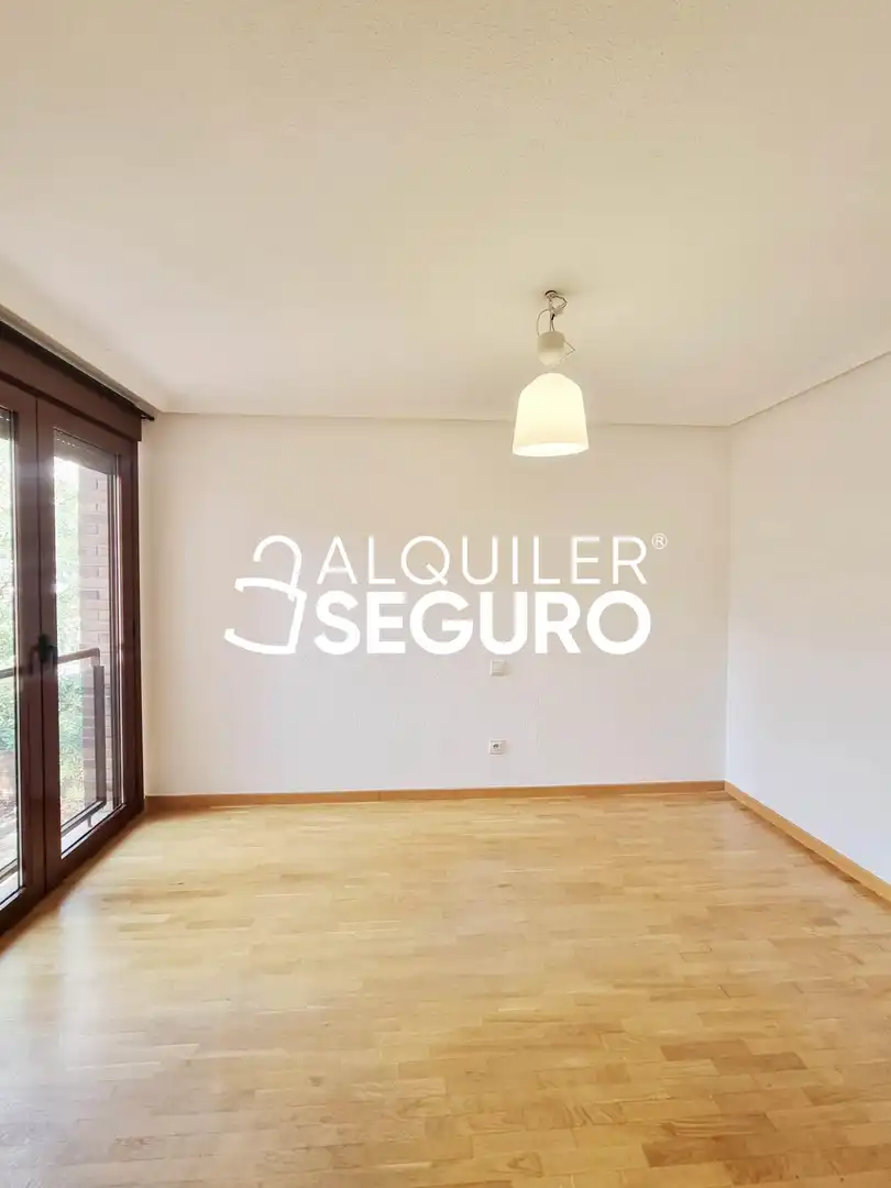 Bedroom of Flat for rent in Las Rozas de Madrid  with Heating, Terrace and Storage room