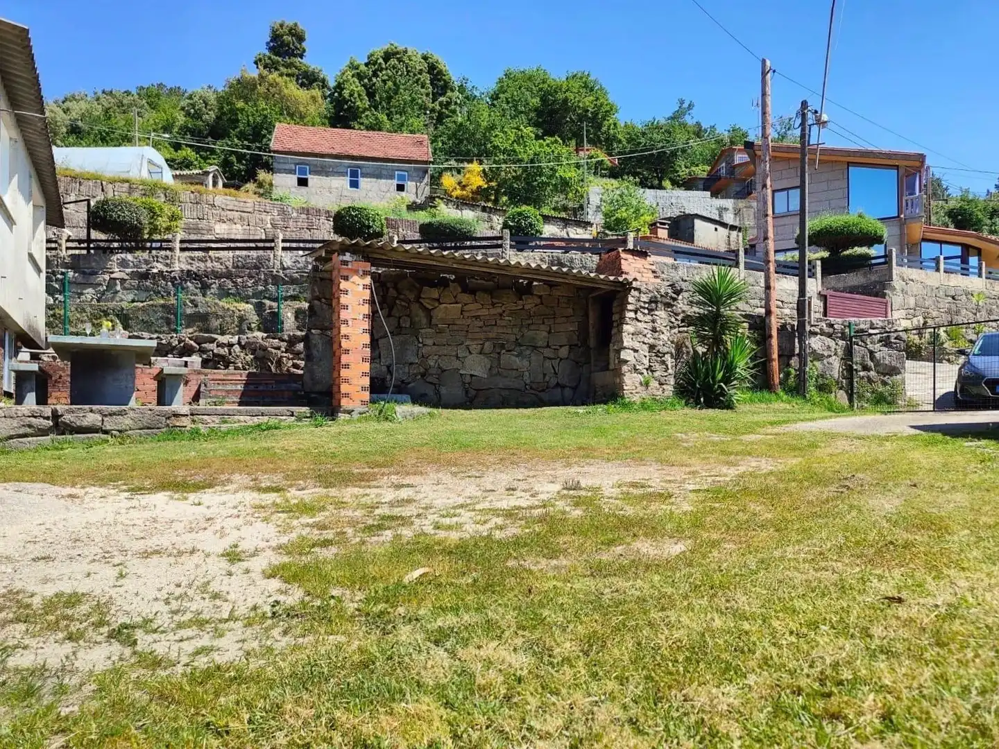 Houses for sale in Tui  with Private garden