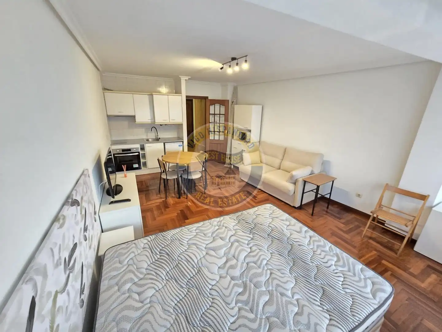 Estudio de alquiler en Avenida Avenida Florida, As Travesas - Balaídos