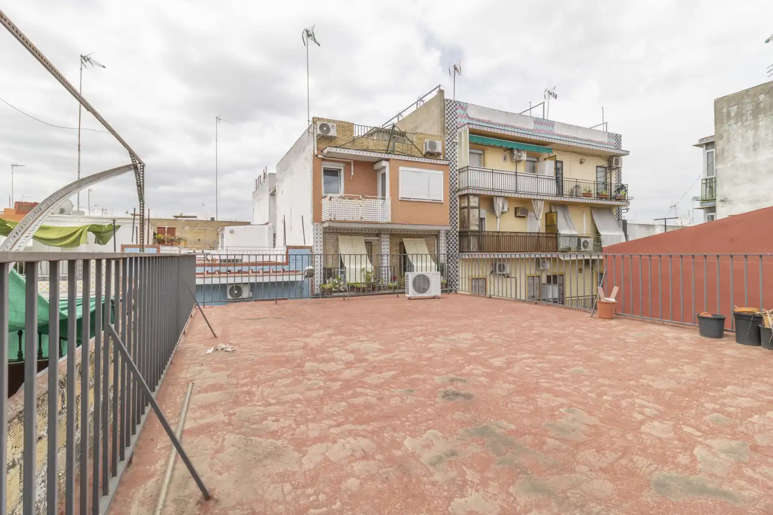 Exterior view of Detached homes for sale in Sevilla  with Air Conditioner, Terrace and Balcony