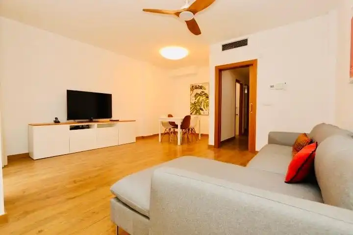 Einfamilien-Reihenhaus zur Miete in MALVA, Valterna