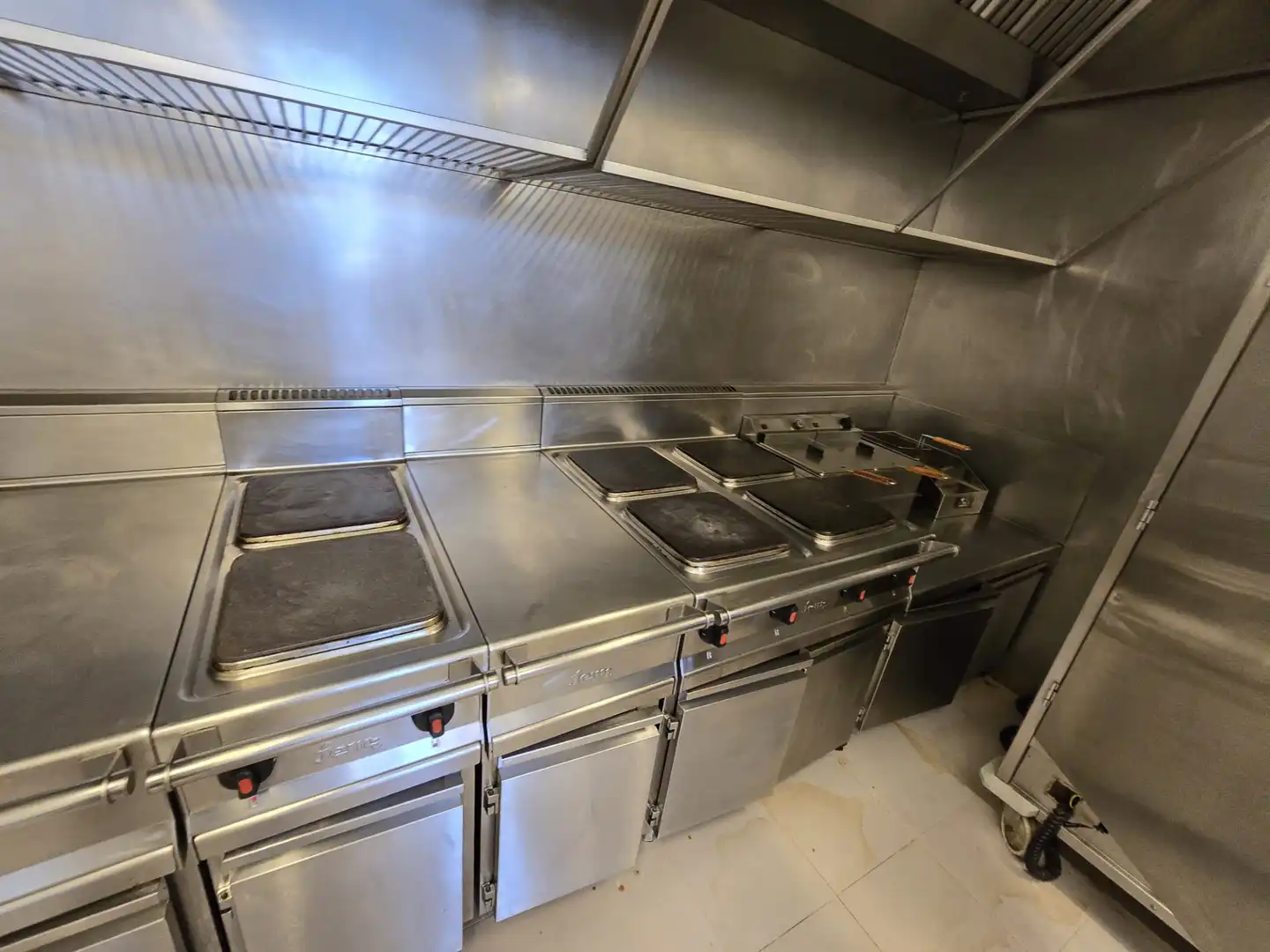 Kitchen of Buildings for sale in Esquivias  with Alarm