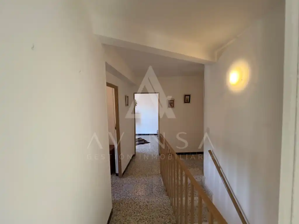 Houses for sale in N/A, Alhóndiga