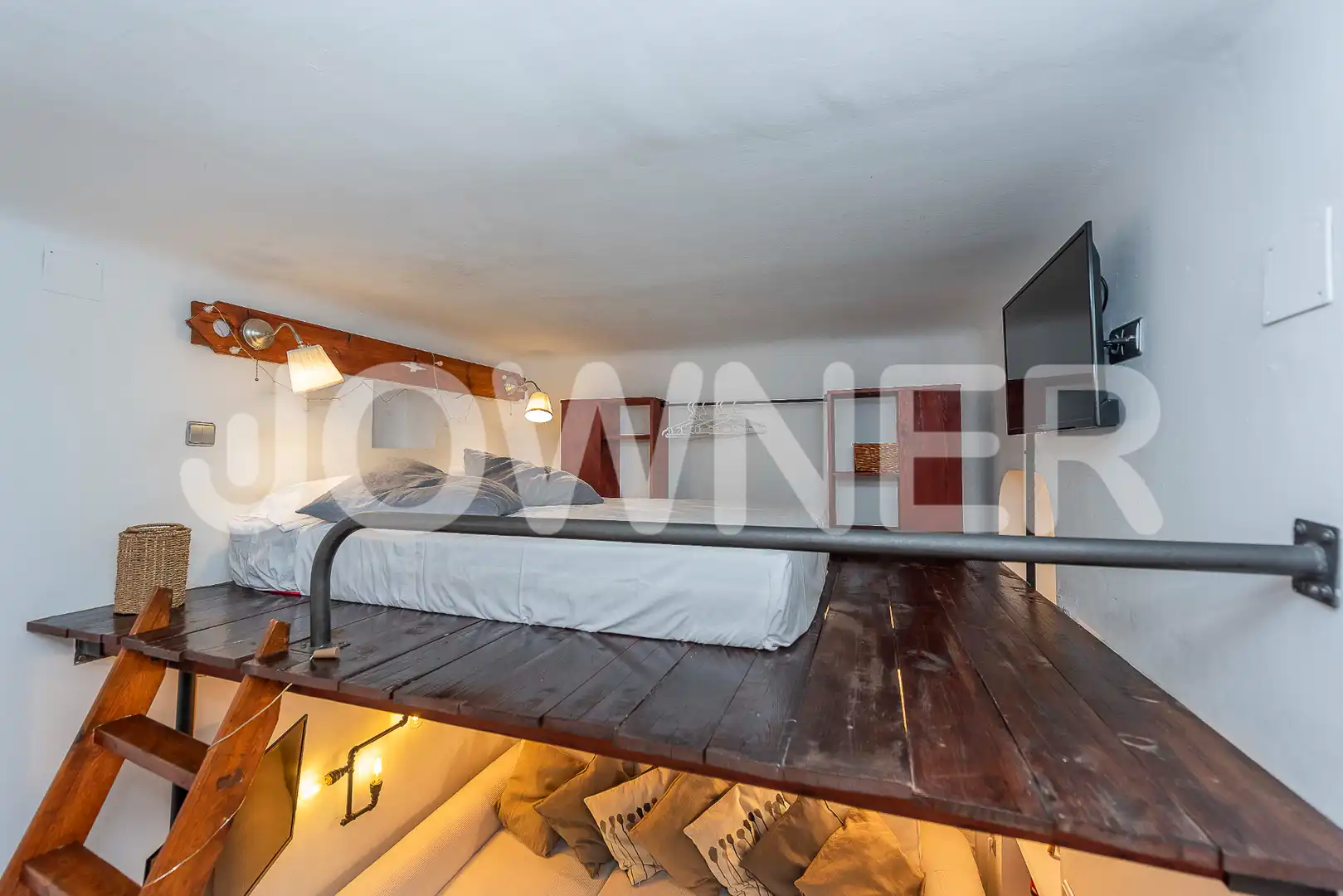 Bedroom of Flat for rent in Madrid  with Air Conditioner, Heating and Furnished