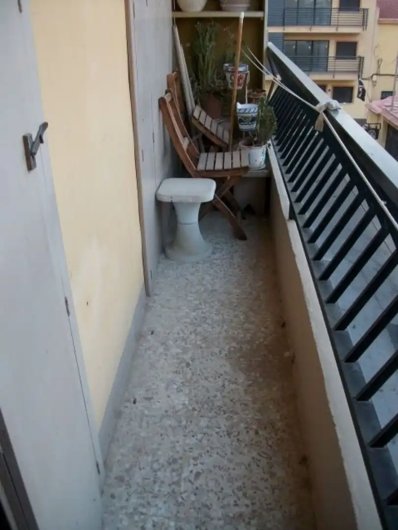Terrassa de Pis en venda en Elda amb Moblat i Balcó