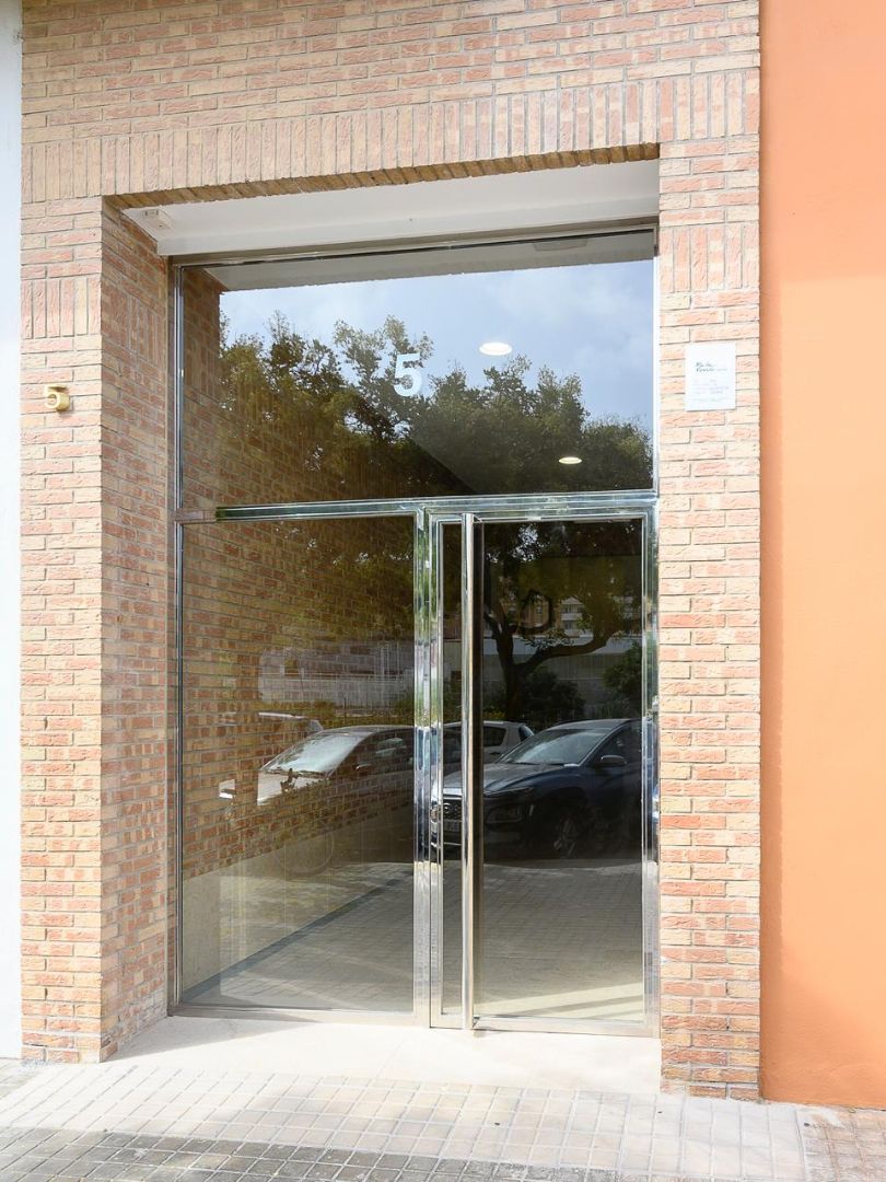 Flat to rent in  Valencia Capital  with Air Conditioner, Furnished and Balcony