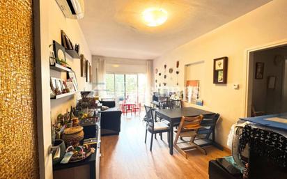 Living room of Flat for sale in Sabadell  with Air Conditioner, Heating and Parquet flooring