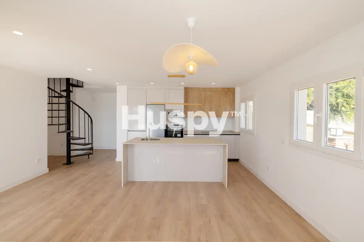 Flat with terrace for sale in Calle Francisco de Quevedo