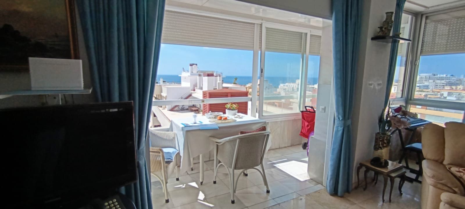 Dormitori de Pis en venda en Marbella amb Terrassa, Moblat i Piscina comunitària