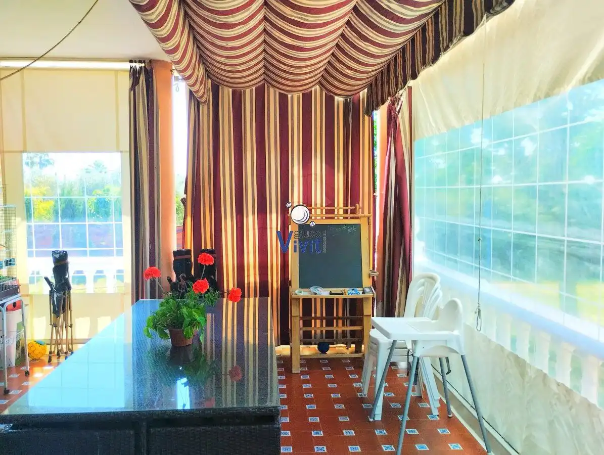 Comedor de Casa o chalet en venta en Carmona con Aire acondicionado, Jardín privado y Trastero