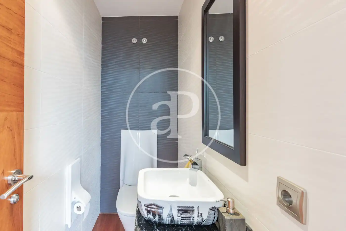 Baño de Casa o chalet en venta en Madrid con Aire acondicionado, Calefacción y Jardín privado
