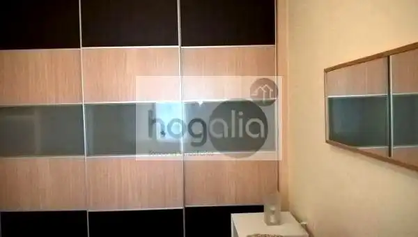 Bedroom of Flat for rent in Sevilla  with Air Conditioner, Terrace and Furnished