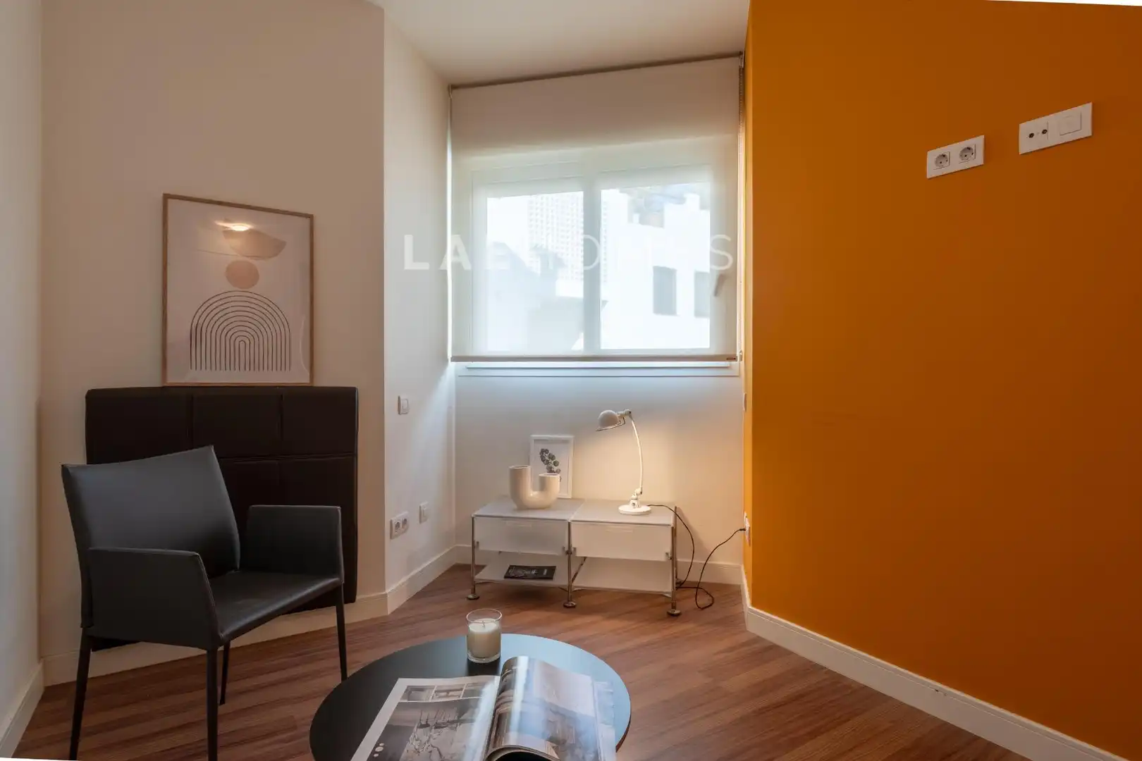 Sala d'estar de Apartament en venda en Marbella amb Aire condicionat, Terrassa i Traster