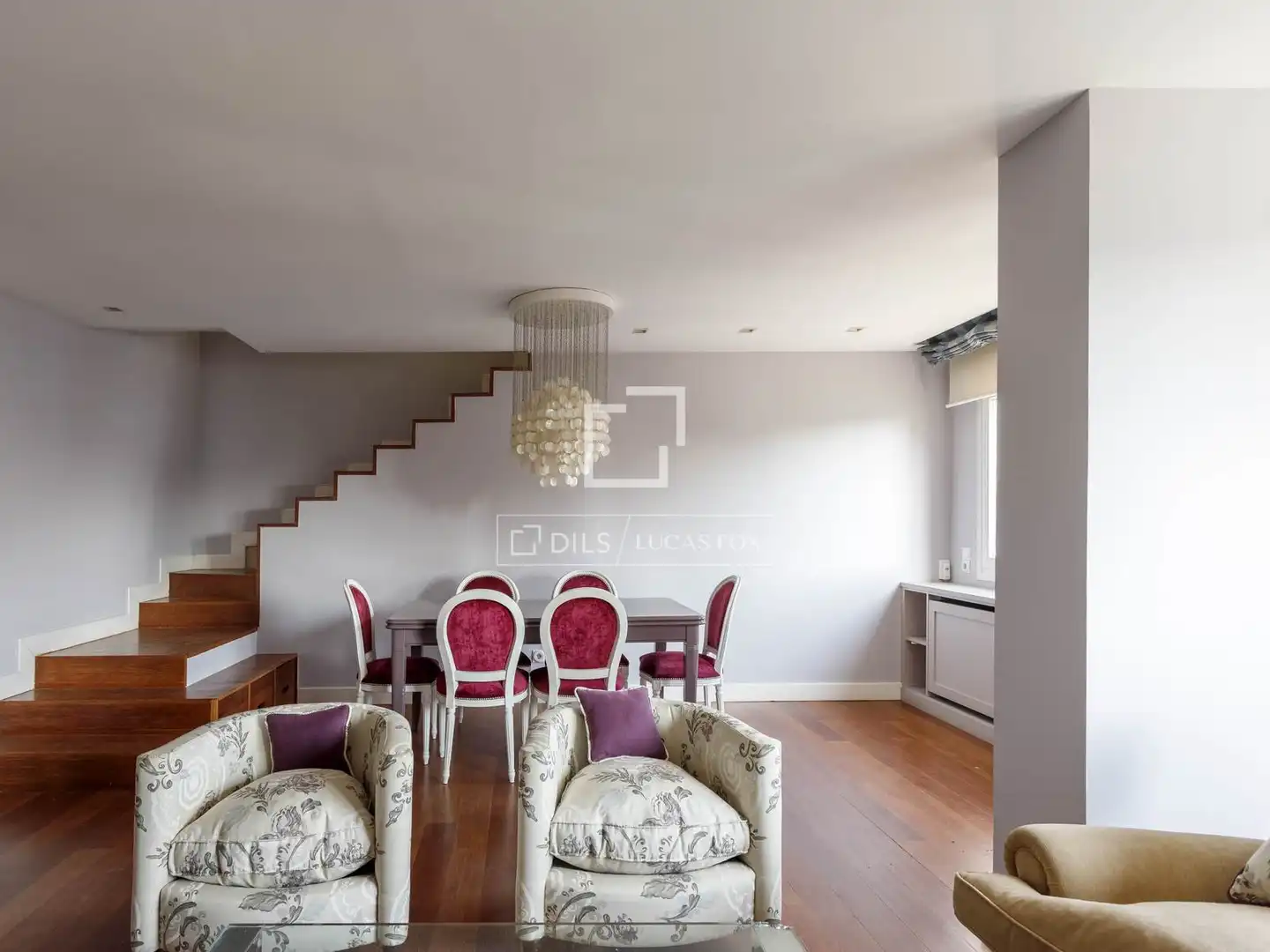 Esszimmer von Dachboden zur Miete in Madrid mit Klimaanlage, Heizung und Parkett