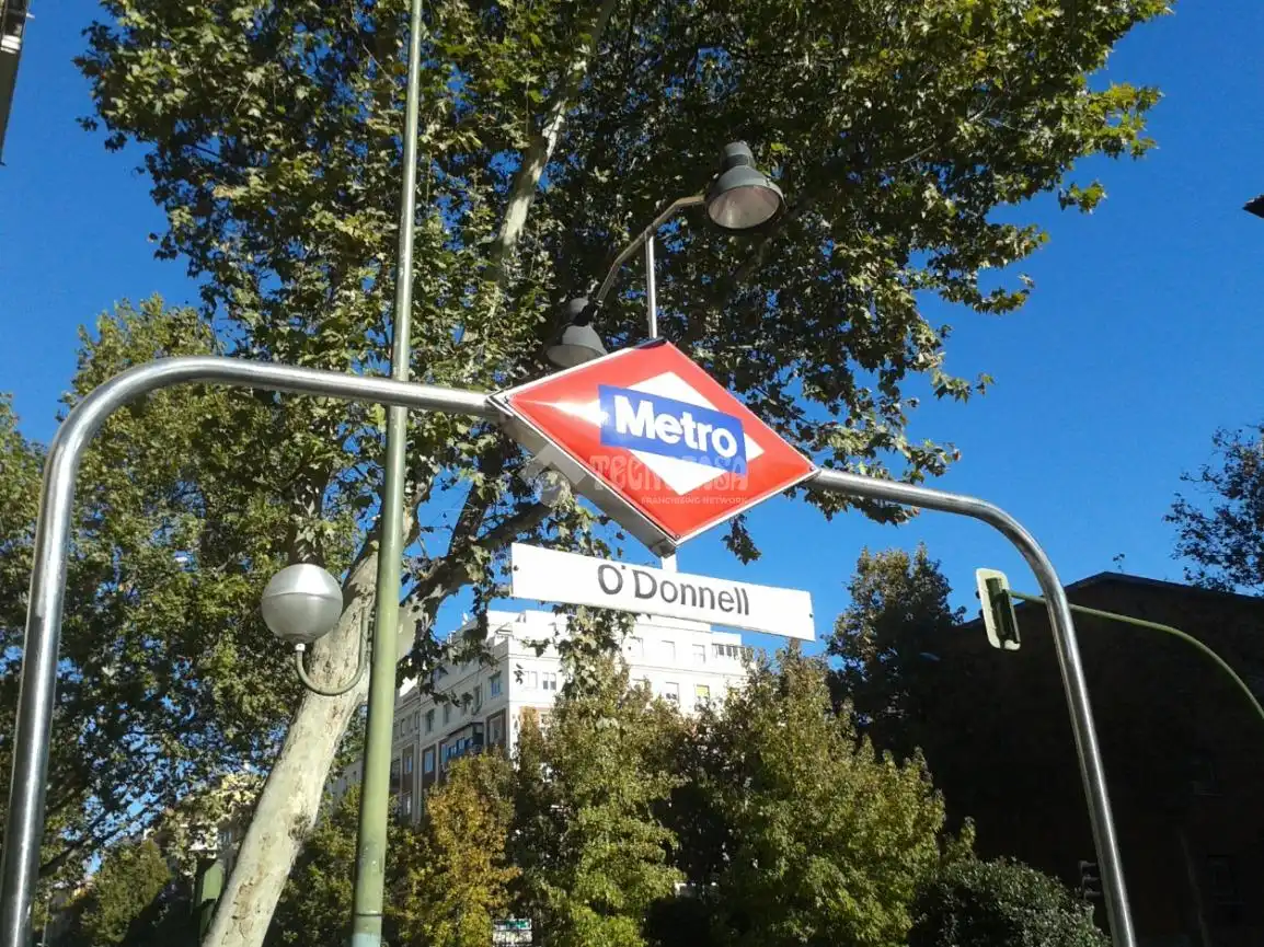 Außenansicht von Wohnung zur Miete in Madrid