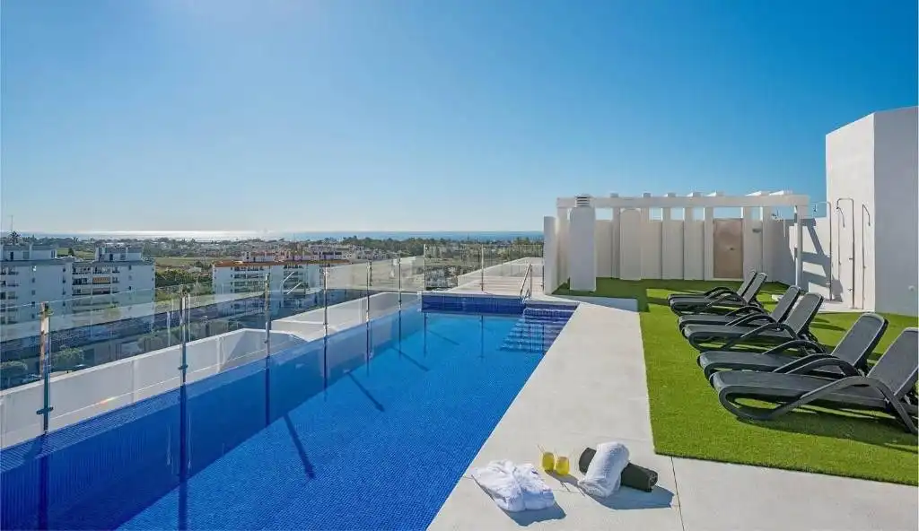 Flat with pool for sale in Nueva Andalucía, imagen 4