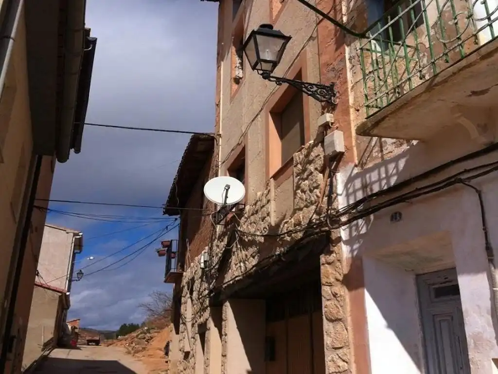 Exterior view of Houses for sale in Ademuz