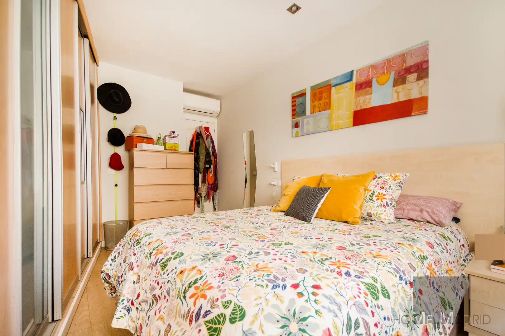 Schlafzimmer von Wohnung zum Verkauf in Madrid mit Klimaanlage und Heizung