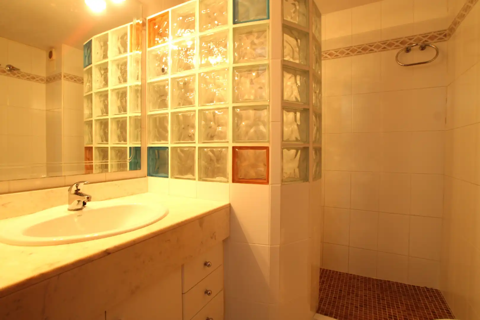 Badezimmer von Erdgeschoss zum Verkauf in Argentona mit Heizung und Möbliert
