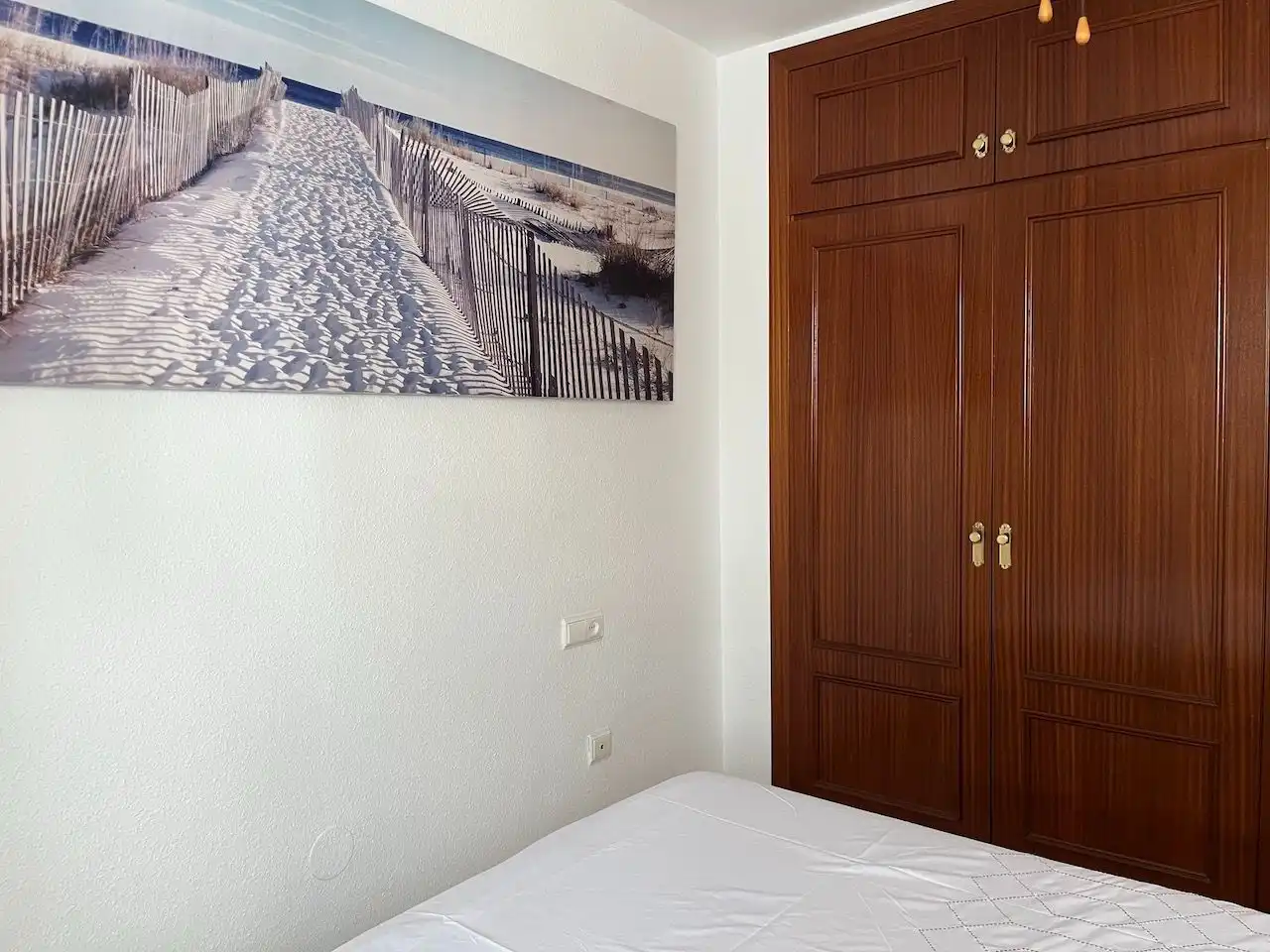 Habitación de Ático de alquiler en Vélez-Málaga con Aire acondicionado, Calefacción y Terraza