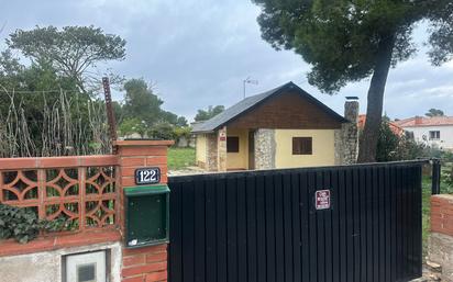 Vista exterior de Casa o xalet en venda en La Torre de Claramunt amb Parquet, Traster i Alarma