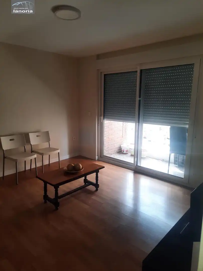 Wohnzimmer von Wohnung zur Miete in Albacete mit Klimaanlage, Heizung und Balkon