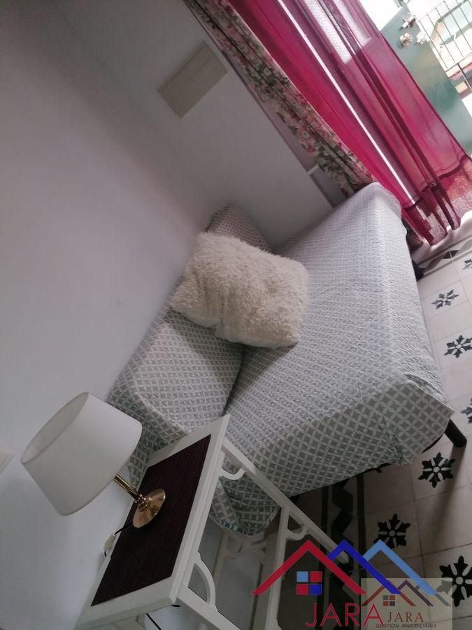 Bedroom of Apartment to rent in Jerez de la Frontera  with Furnished