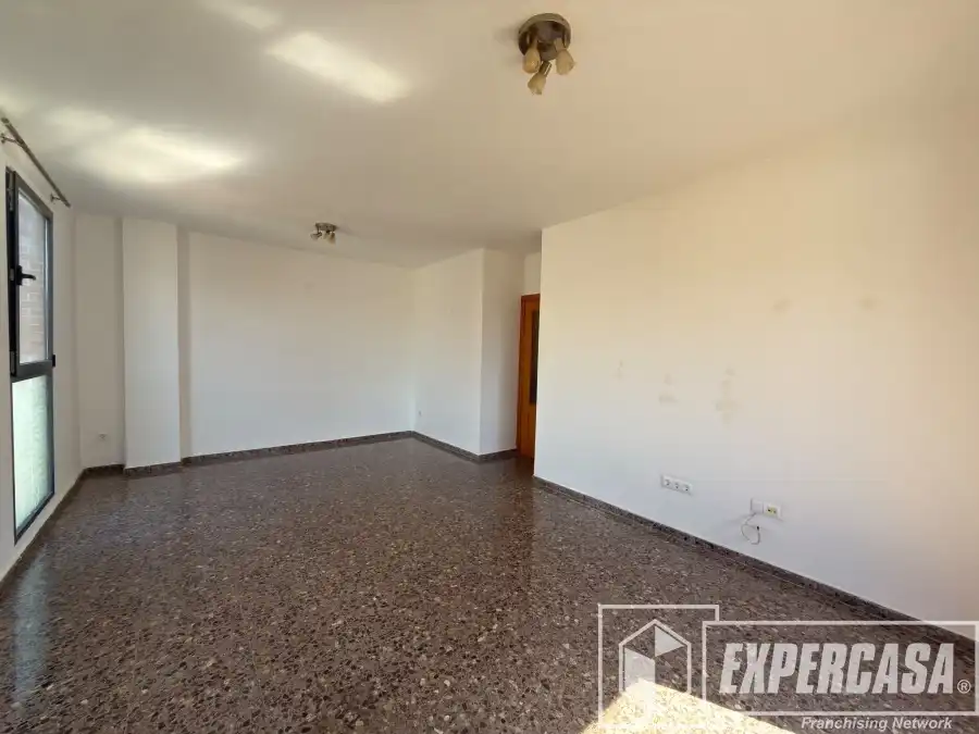 Sala de estar de Ático en venta en Alginet con Parquet, Terraza y Trastero