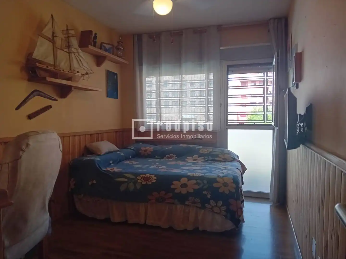 Bedroom of Flat for sale in Madrid  with Heating, Terrace and Storage room
