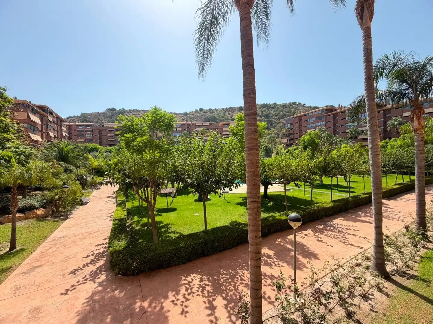 Vista exterior de Dúplex en venta en Alicante / Alacant con Aire acondicionado, Calefacción y Terraza