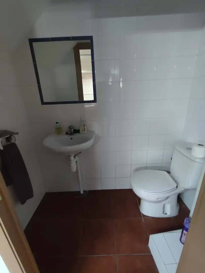 Baño de Local de alquiler en A Coruña Capital  con Amueblado