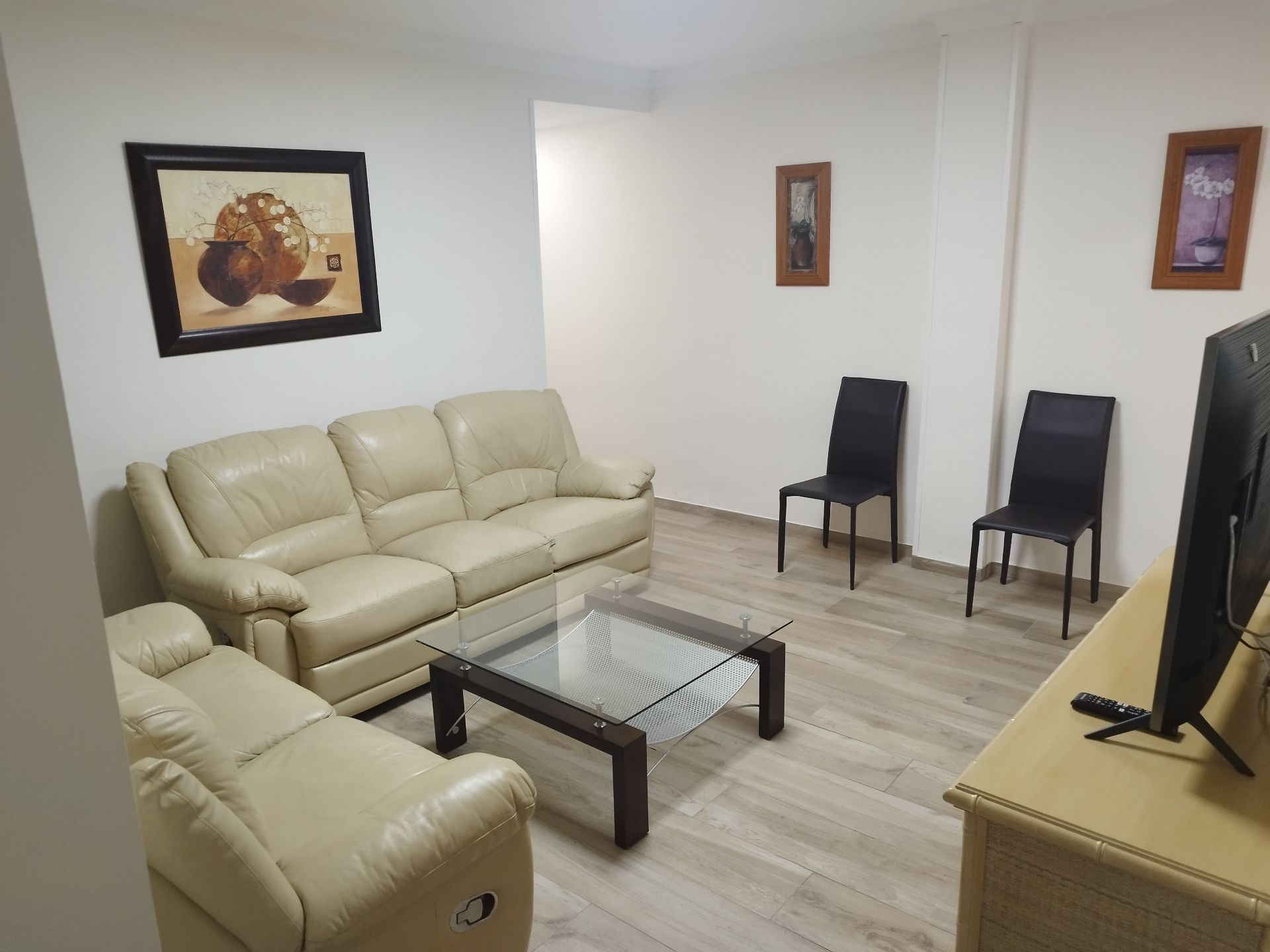 Sala d'estar de Pis de lloguer en Antequera amb Aire condicionat i Moblat