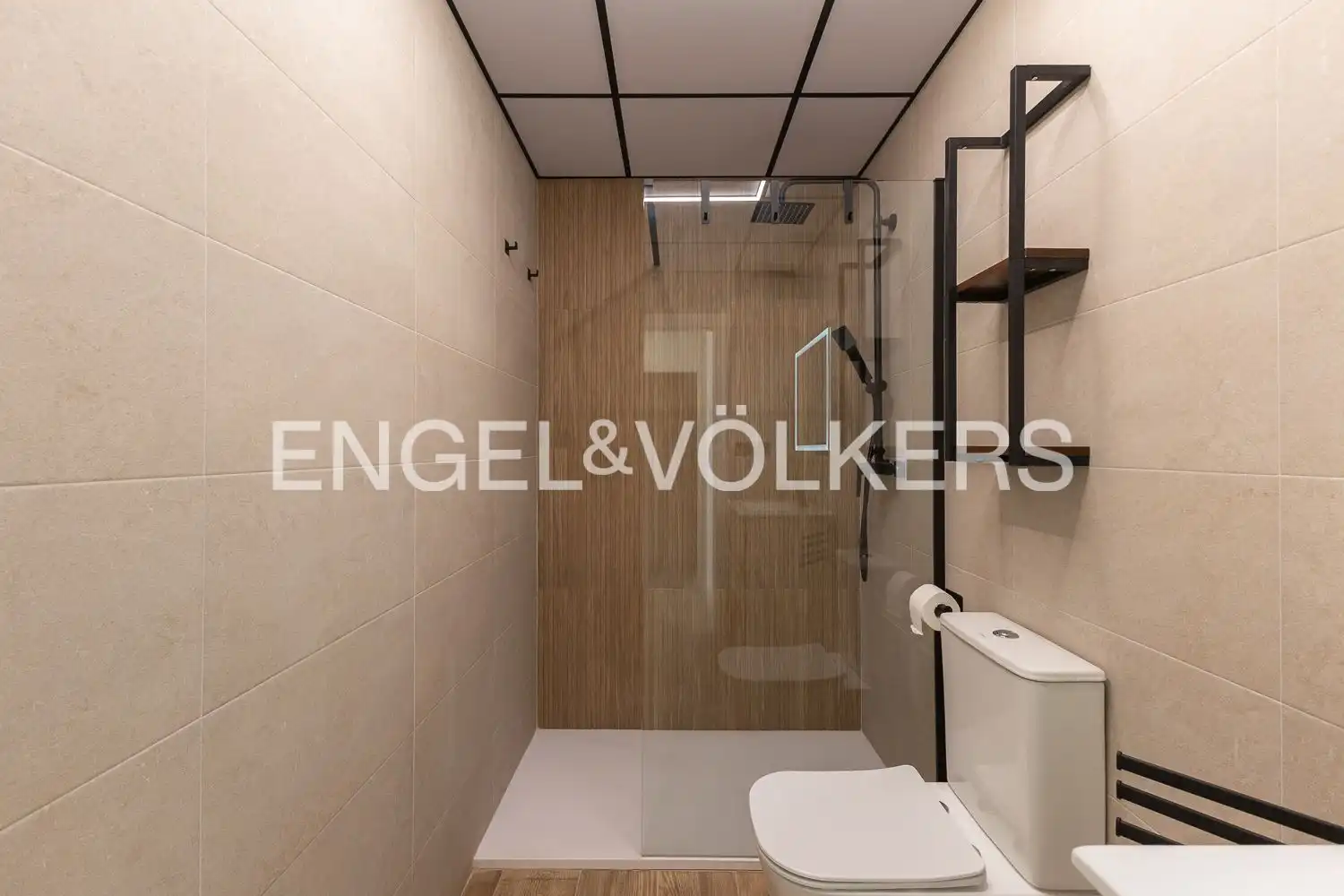 Bathroom of Houses for rent in Serra  with Air Conditioner, Heating and Terrace