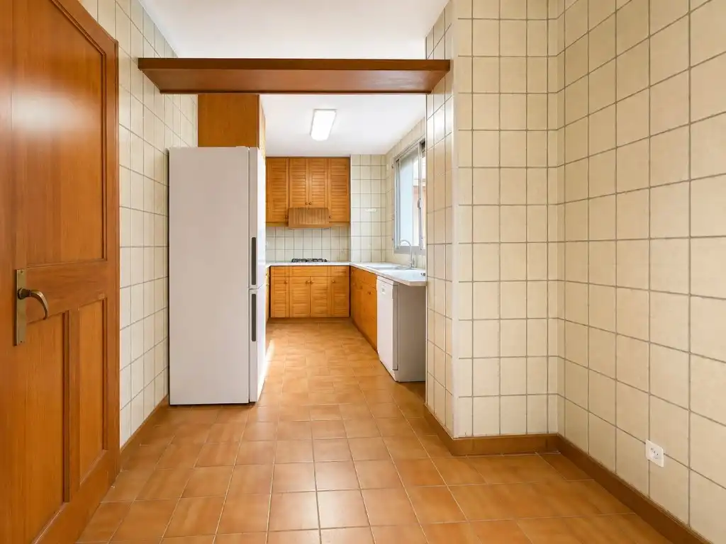 Cocina de Piso en venta en Girona con Balcón