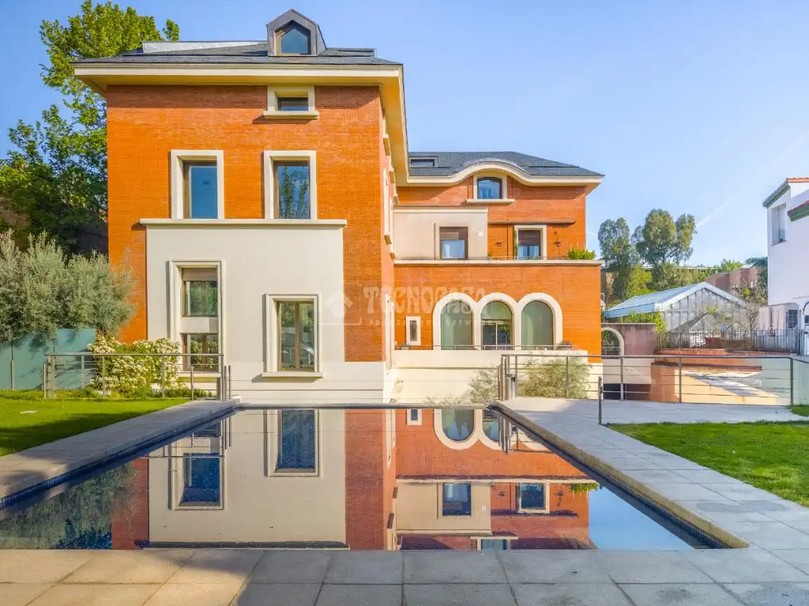 Vista exterior de Piso en venta en Madrid con Aire acondicionado, Calefacción y Trastero